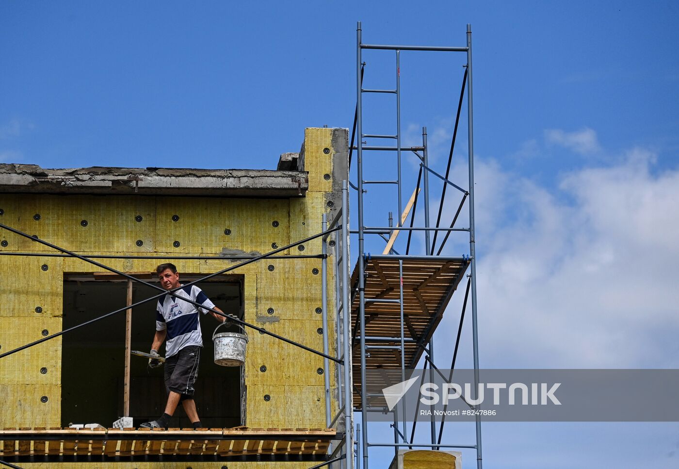 DPR Russia Ukraine Military Operation Restoration Work