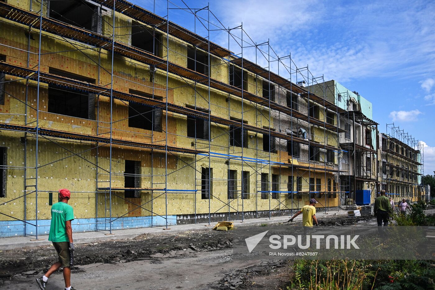 DPR Russia Ukraine Military Operation Restoration Work