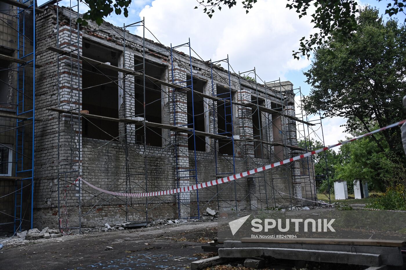 DPR Russia Ukraine Military Operation Restoration Work