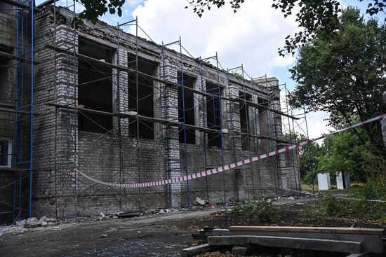 DPR Russia Ukraine Military Operation Restoration Work