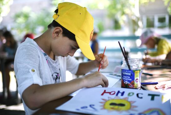 Ukraine Russia Military Operation Kids Camp