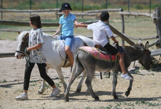 Ukraine Russia Military Operation Kids Camp