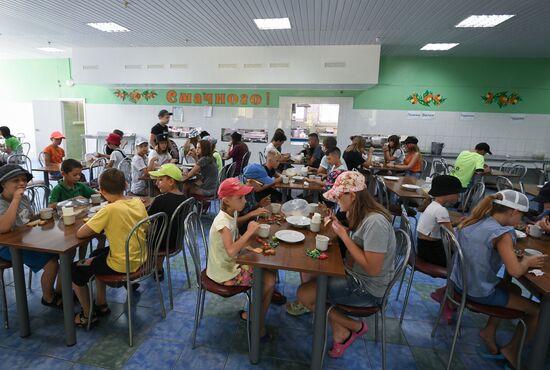 Ukraine Russia Military Operation Kids Camp