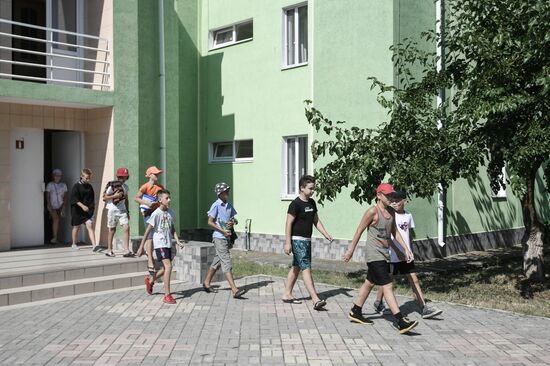 Ukraine Russia Military Operation Kids Camp