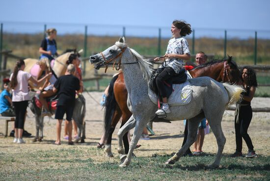 Ukraine Russia Military Operation Kids Camp