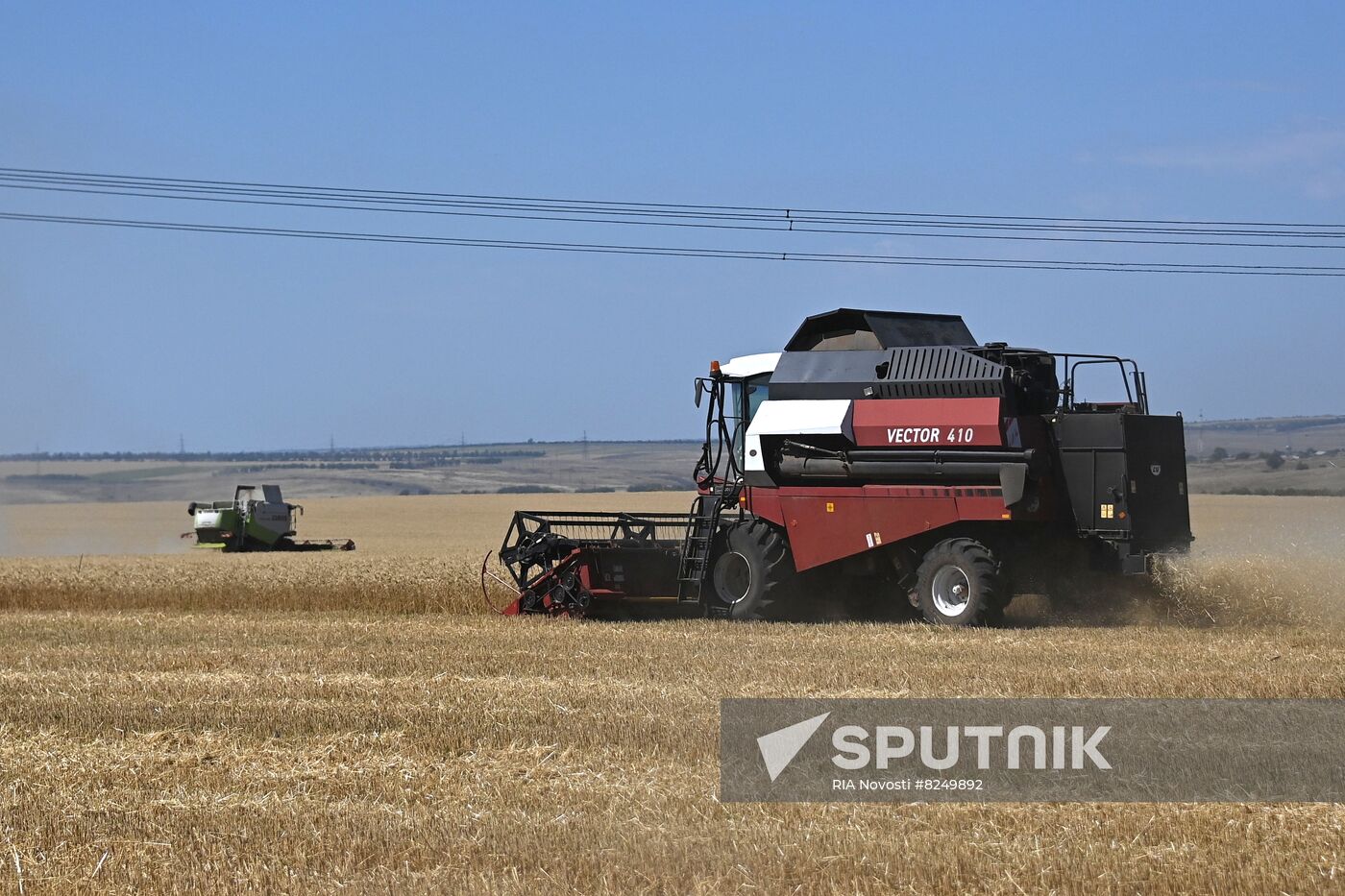 DPR Russia Ukraine Military Operation Wheat Harvesting