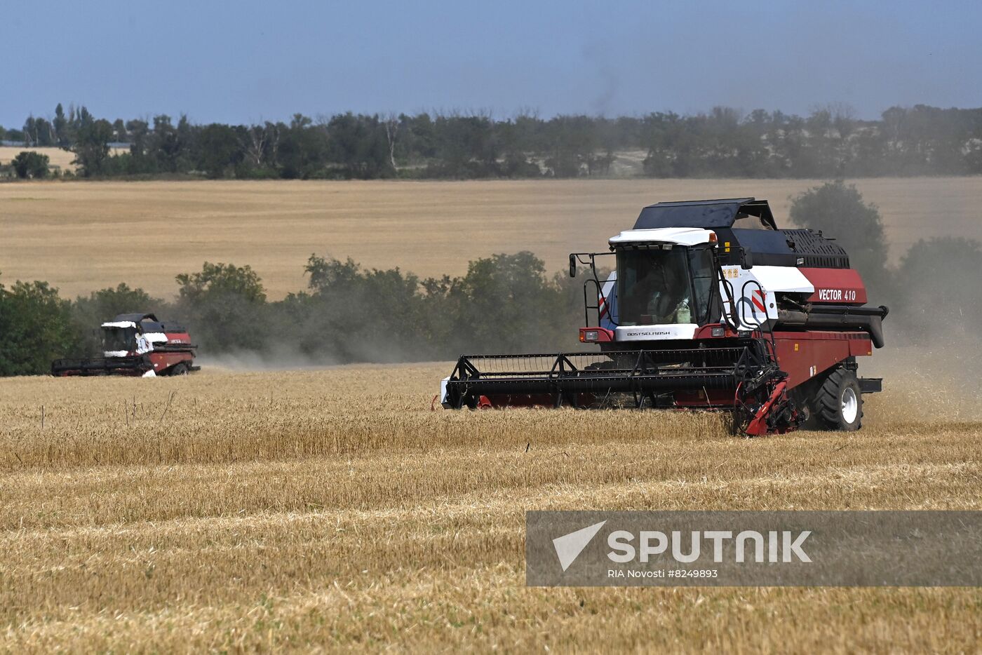 DPR Russia Ukraine Military Operation Wheat Harvesting
