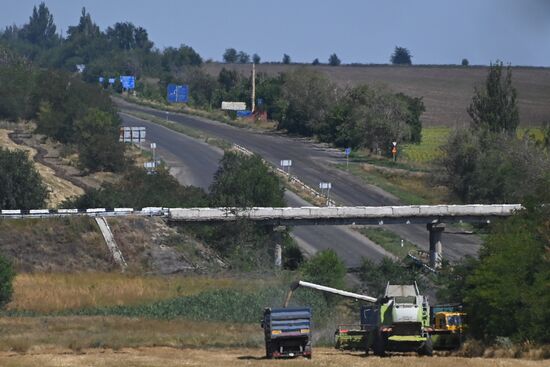 DPR Russia Ukraine Military Operation Wheat Harvesting