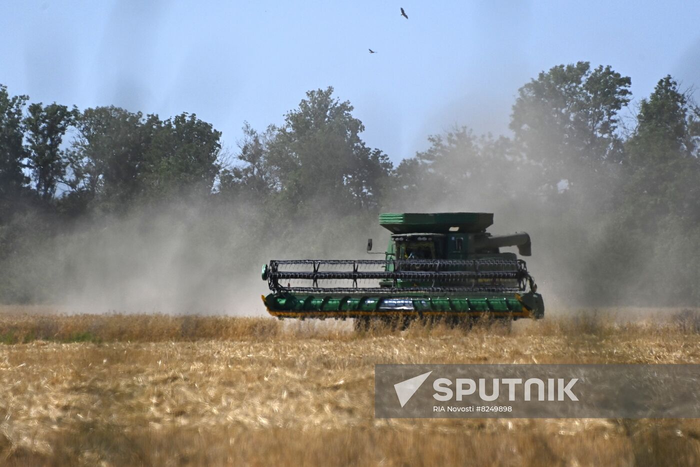 DPR Russia Ukraine Military Operation Wheat Harvesting