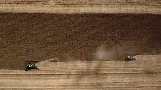 DPR Russia Ukraine Military Operation Wheat Harvesting