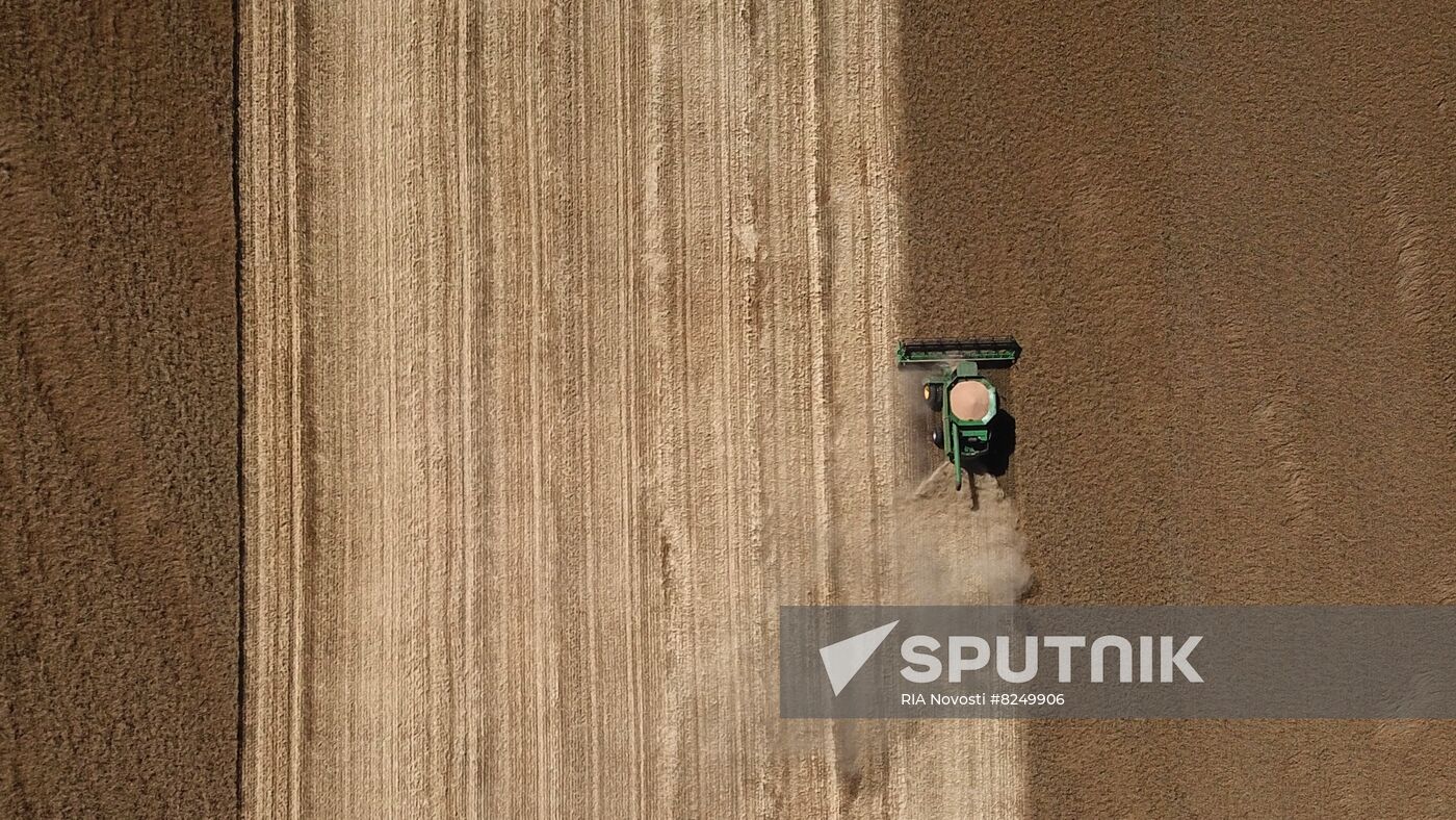 DPR Russia Ukraine Military Operation Wheat Harvesting
