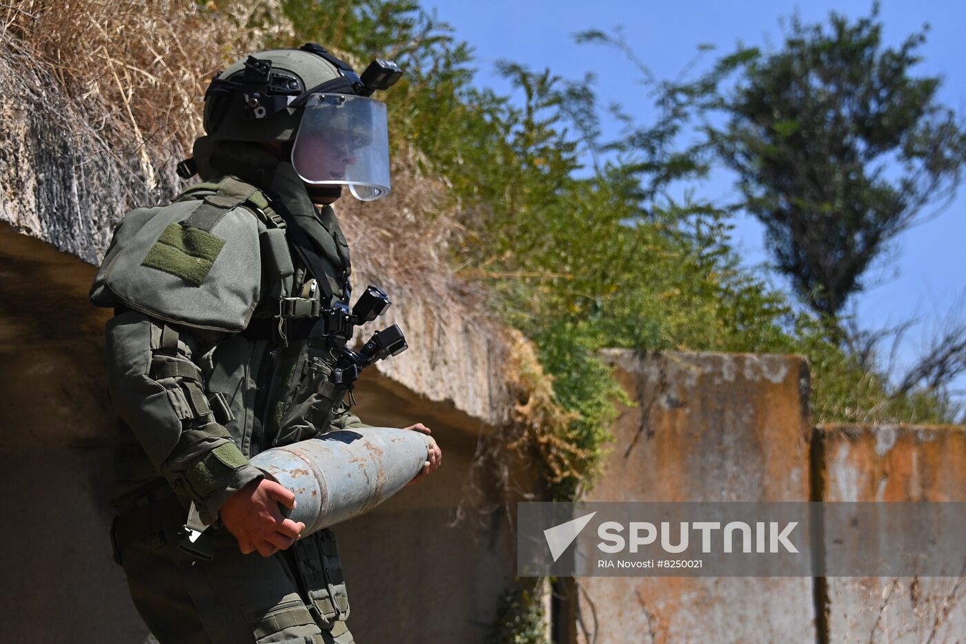 DPR Russia Ukraine Military Operation Demining