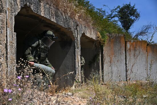 DPR Russia Ukraine Military Operation Demining
