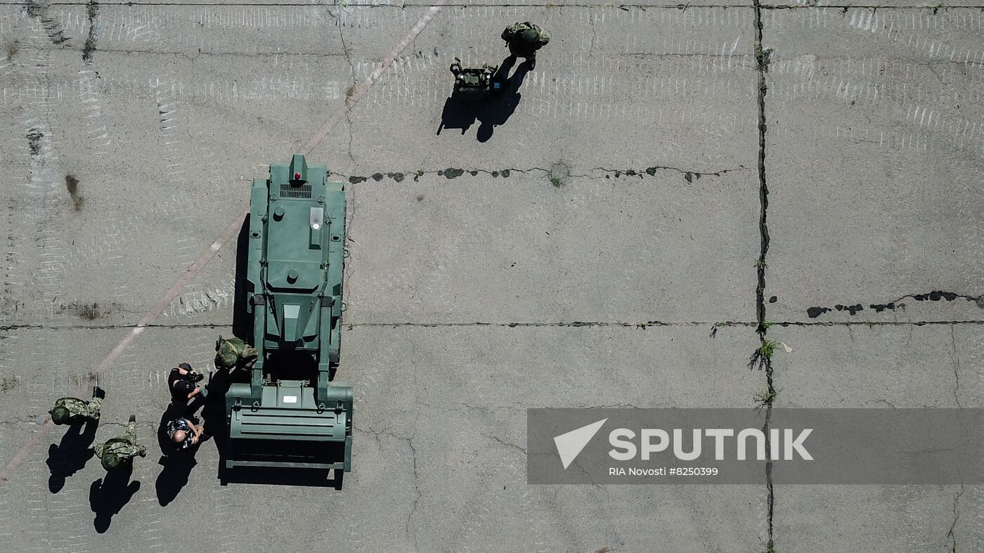 DPR Russia Ukraine Military Operation Sapper Robots