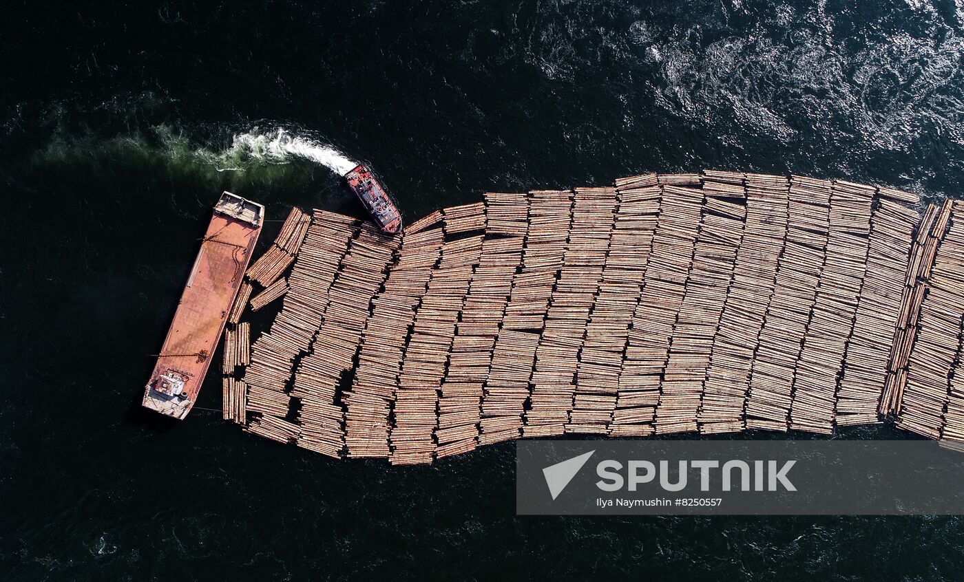 Russia Timber Rafting