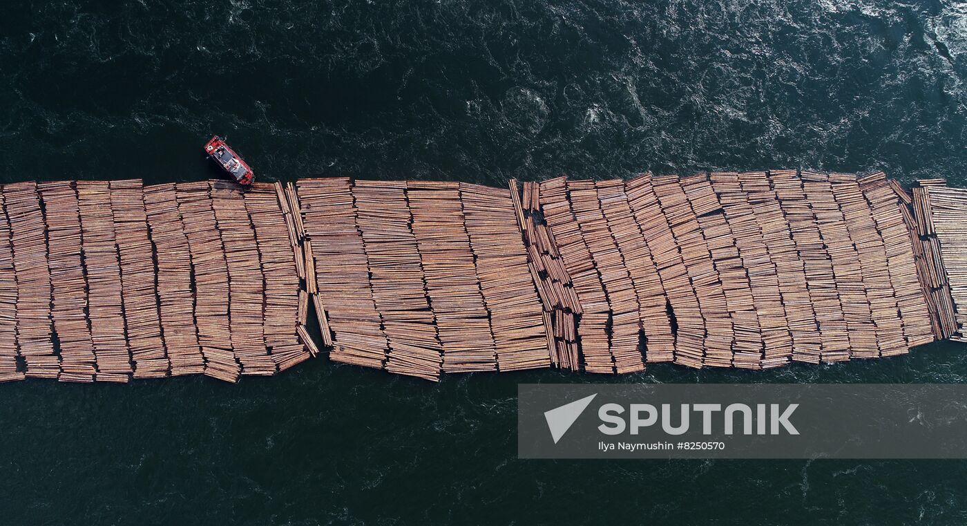 Russia Timber Rafting
