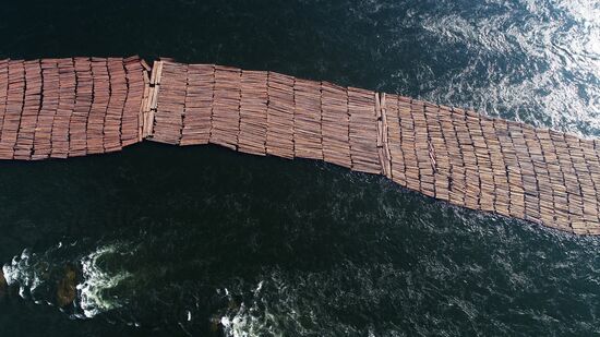 Russia Timber Rafting