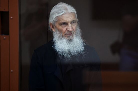 Russia Renegade Priest New Trial