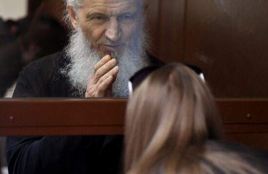 Russia Renegade Priest New Trial