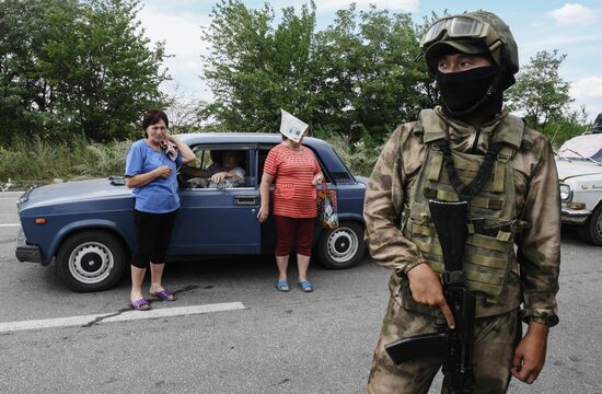 Ukraine Russia Military Operation Checkpoint