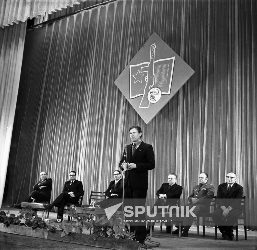 Vasil Bykov's meet-and-greet event at Minsk House of Officers