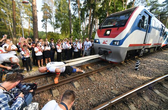 Russia Power Extreme Train Pulling