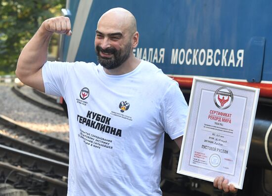 Russia Power Extreme Train Pulling