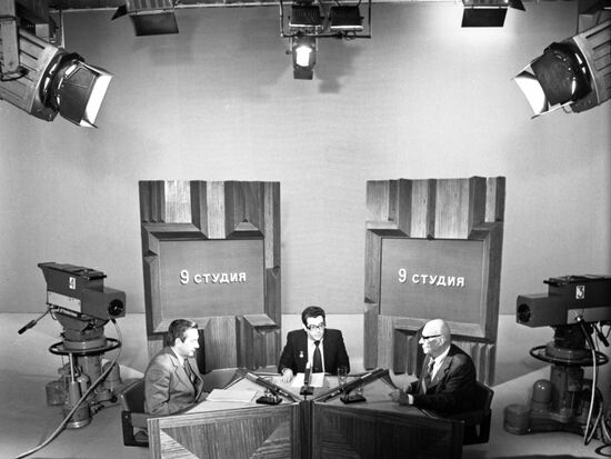 Recording of Ninth Studio program