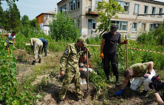 LPR Russia Ukraine Military Operation Exhumation