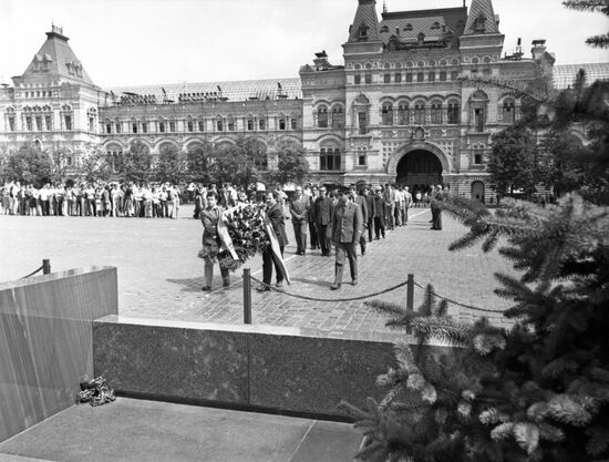 Delegation of Chinese People's Association for Friendship with Foreign Countries visits USSR