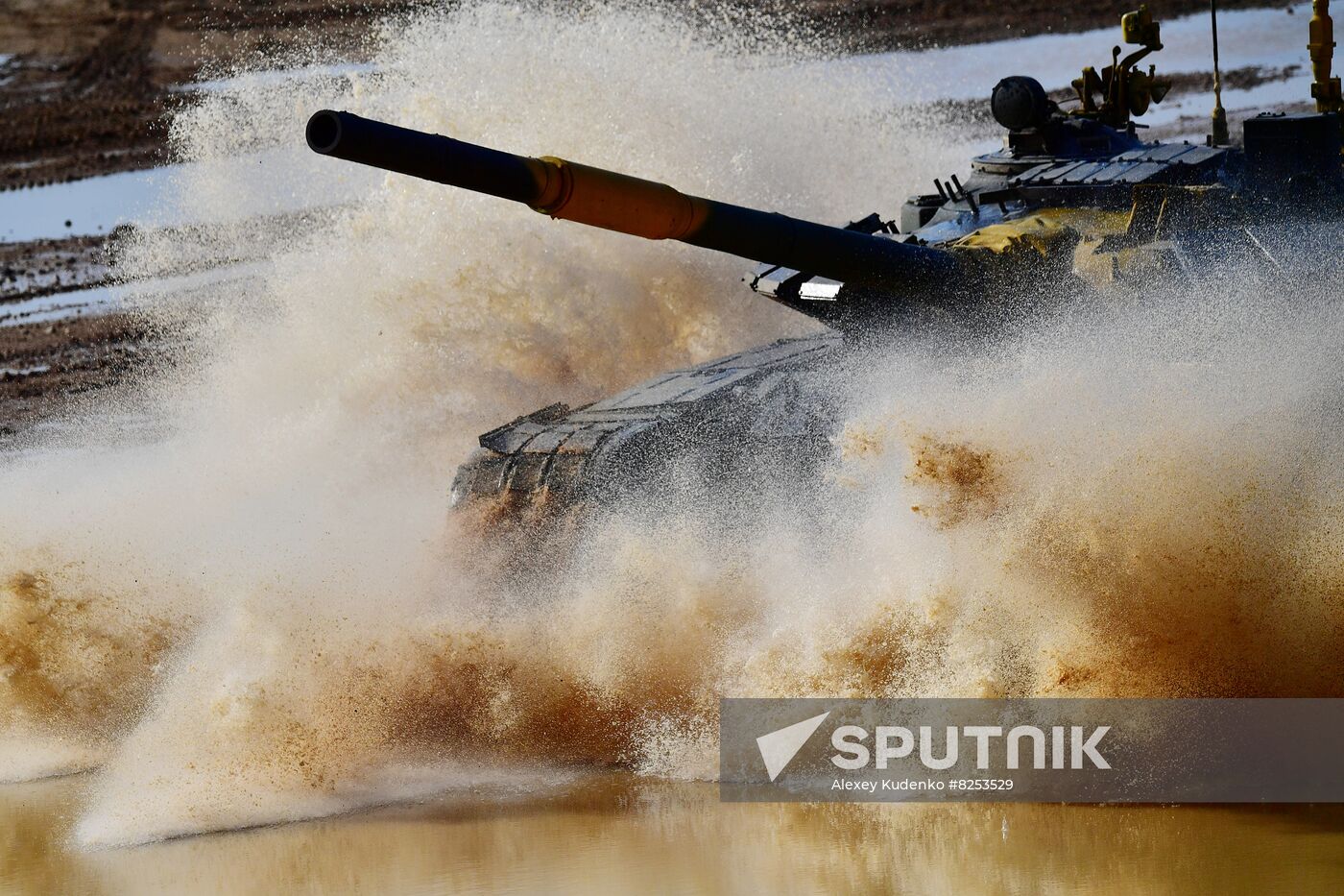 Russia Army Games Tank Biathlon