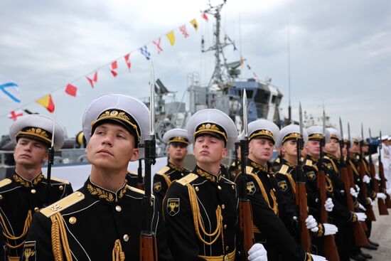 Russia Navy New Anti-Sabotage Boat Transfer