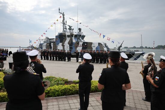 Russia Navy New Anti-Sabotage Boat Transfer