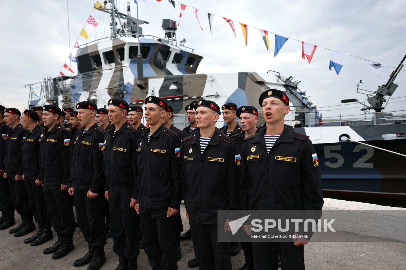 Russia Navy New Anti-Sabotage Boat Transfer