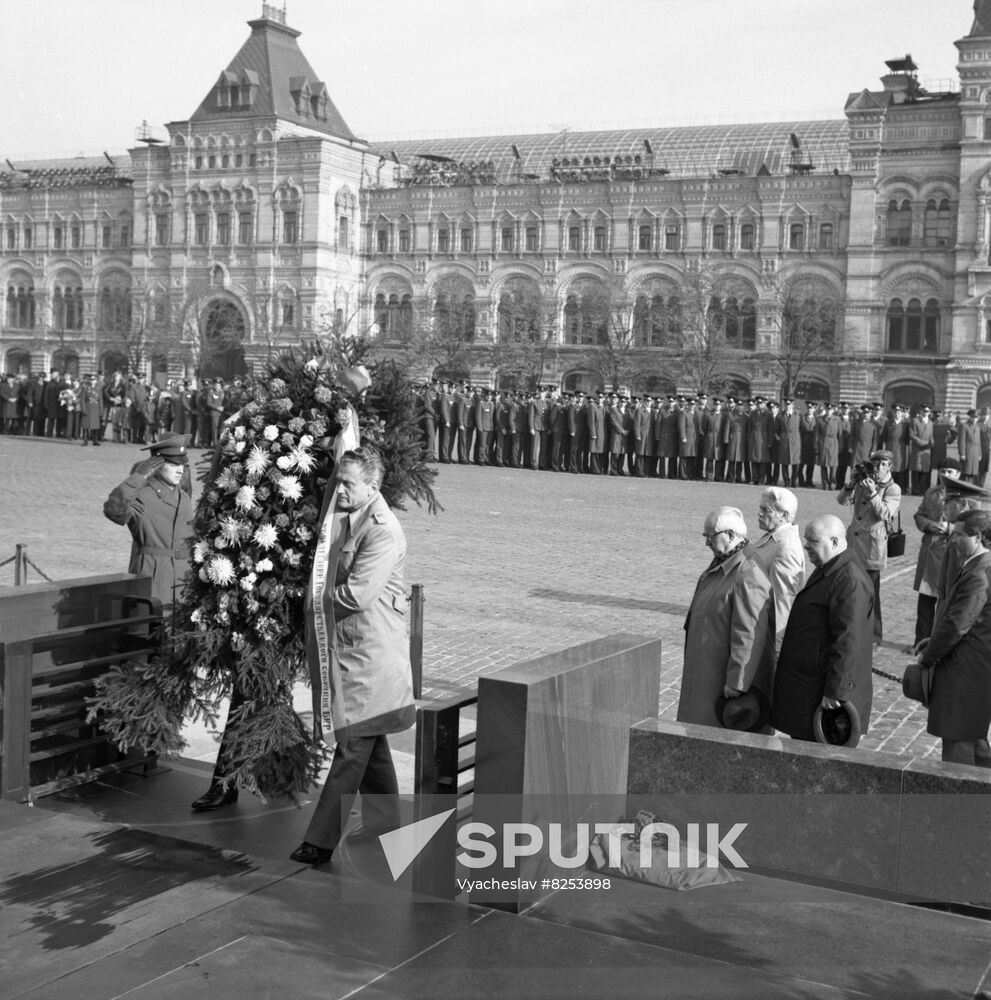 Speaker of the National Assembly of Hungarian People's Republic Antal Apro visits USSR