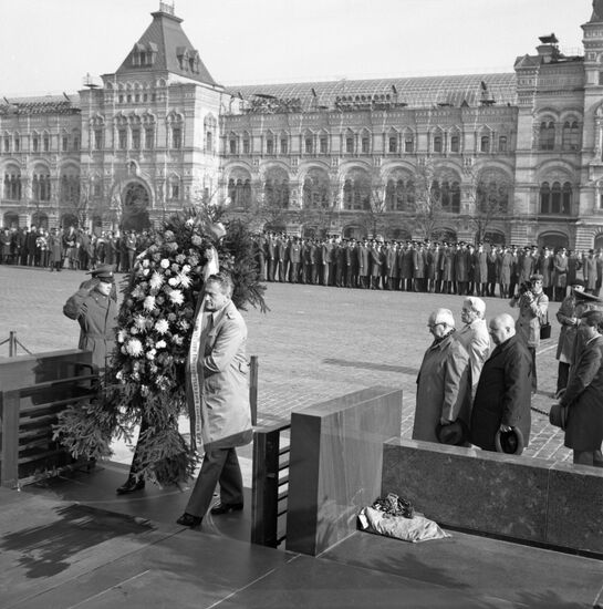 Speaker of the National Assembly of Hungarian People's Republic Antal Apro visits USSR