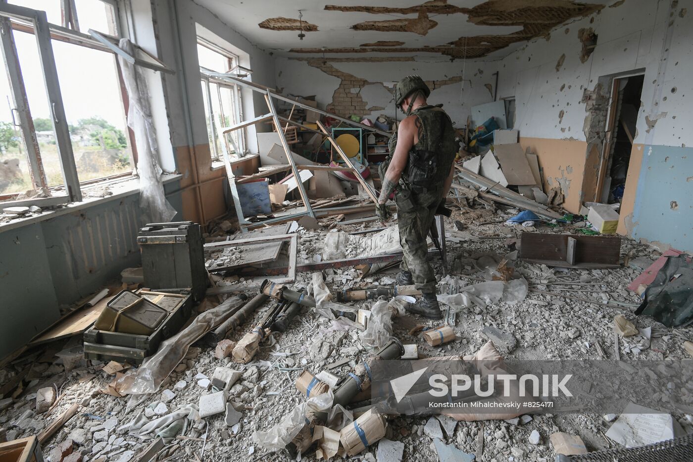 Ukraine Russia Military Operation Troops Advancing