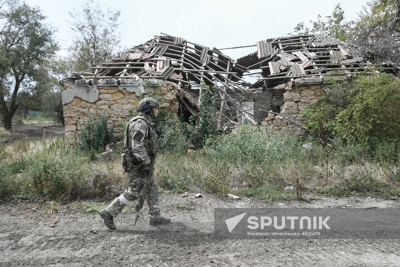 Ukraine Russia Military Operation Troops Advancing