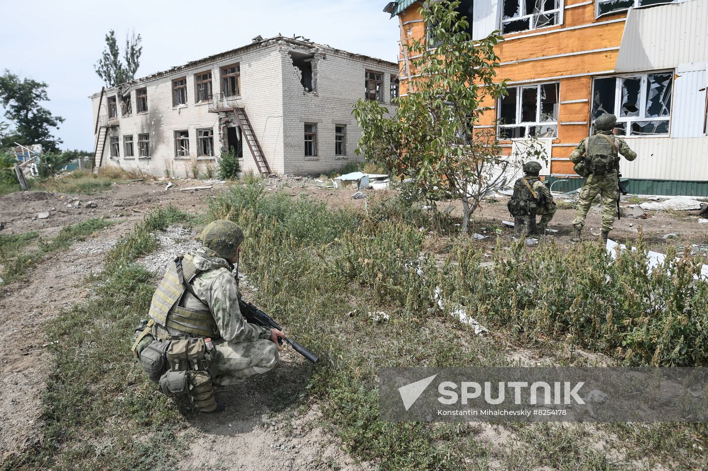 Ukraine Russia Military Operation Troops Advancing