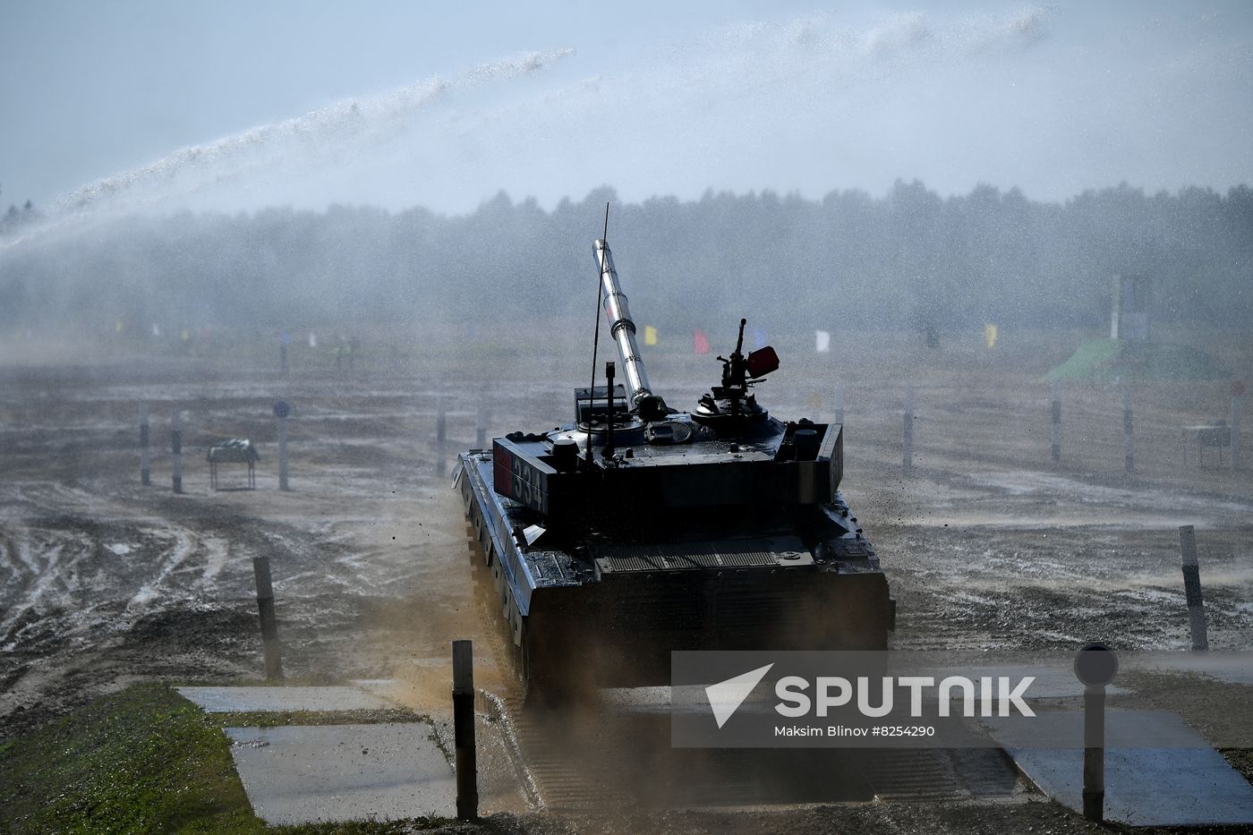 Russia Army Games Tank Biathlon