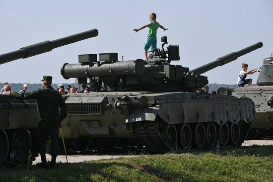 Russia Army Games Tank Biathlon