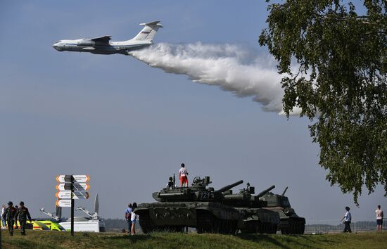 Russia Army Games Tank Biathlon