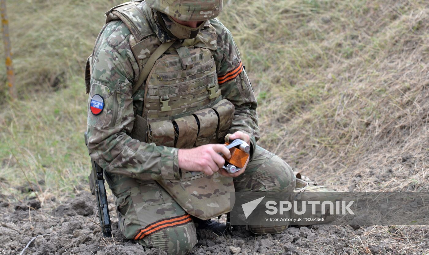 Ukraine Russia Military Operation Sappers