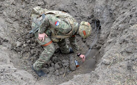 Ukraine Russia Military Operation Sappers