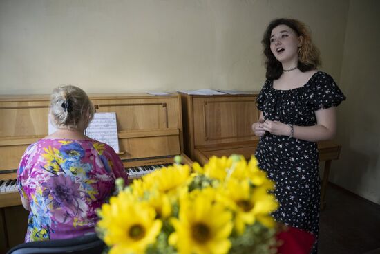 DPR Russia Ukraine Military Operation Entrance Exams