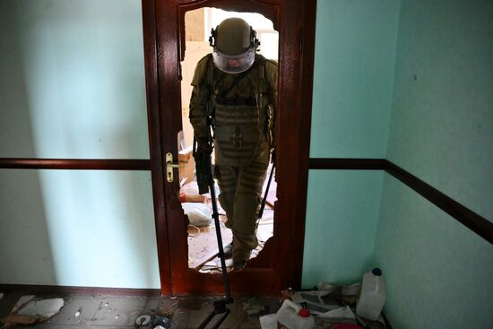 DPR Russia Ukraine Military Operation Demining