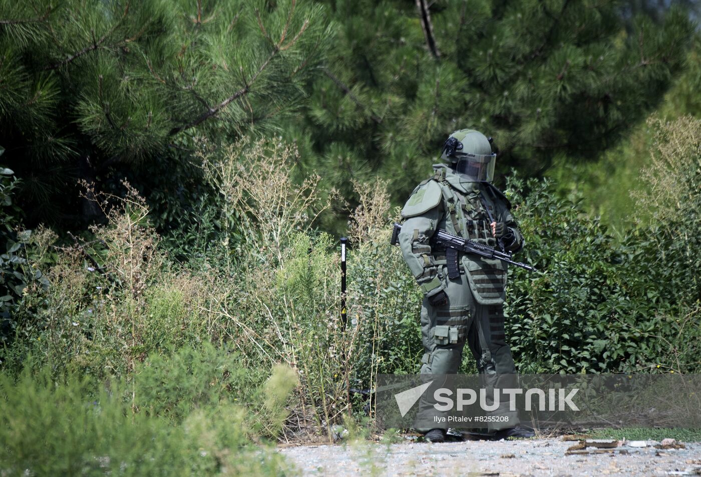 DPR Russia Ukraine Military Operation Demining