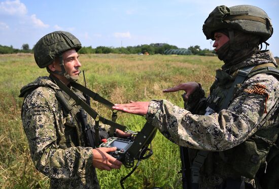 DPR Russia Ukraine Military Operation Demining