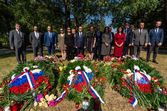 Latvia WWII Soviet Soldiers Reburial