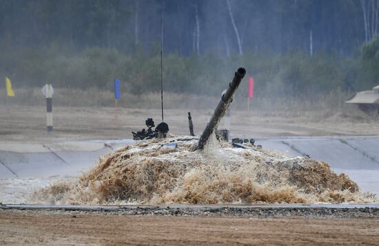 Russia Army Games Tank Biathlon